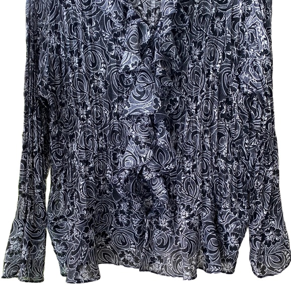 🖤🤍 Sunny Leigh Macy’s Lightweight Crinkly Ruffles Buttons Feminine Romantic - Picture 11 of 16